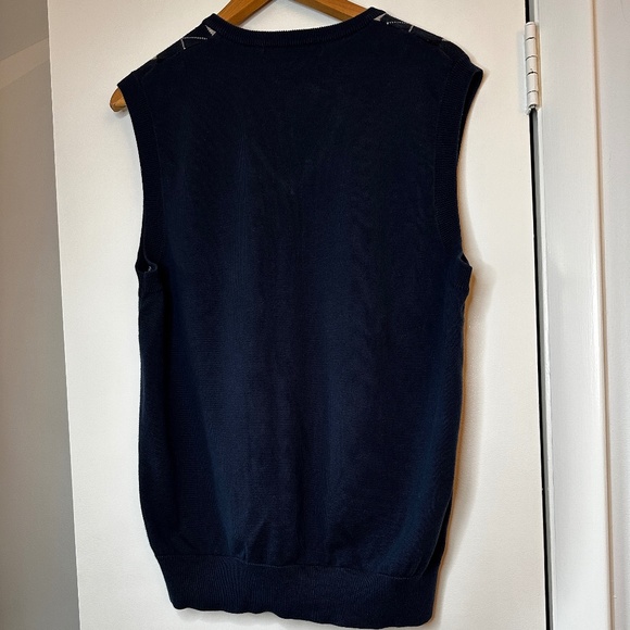 Old Navy Large Men's V-Neck Blue Argyle Sweater vest - Picture 2 of 5